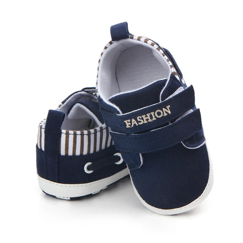 Canvas Bebes Boys Girls Shoes for Newborn Soft Sole Footwear for Newborns Toddler Crib Moccasins Letter Print Anti-Slip Shoes