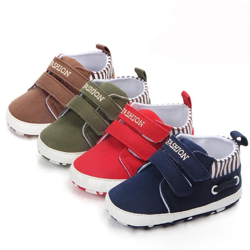 Canvas Bebes Boys Girls Shoes for Newborn Soft Sole Footwear for Newborns Toddler Crib Moccasins Letter Print Anti-Slip Shoes